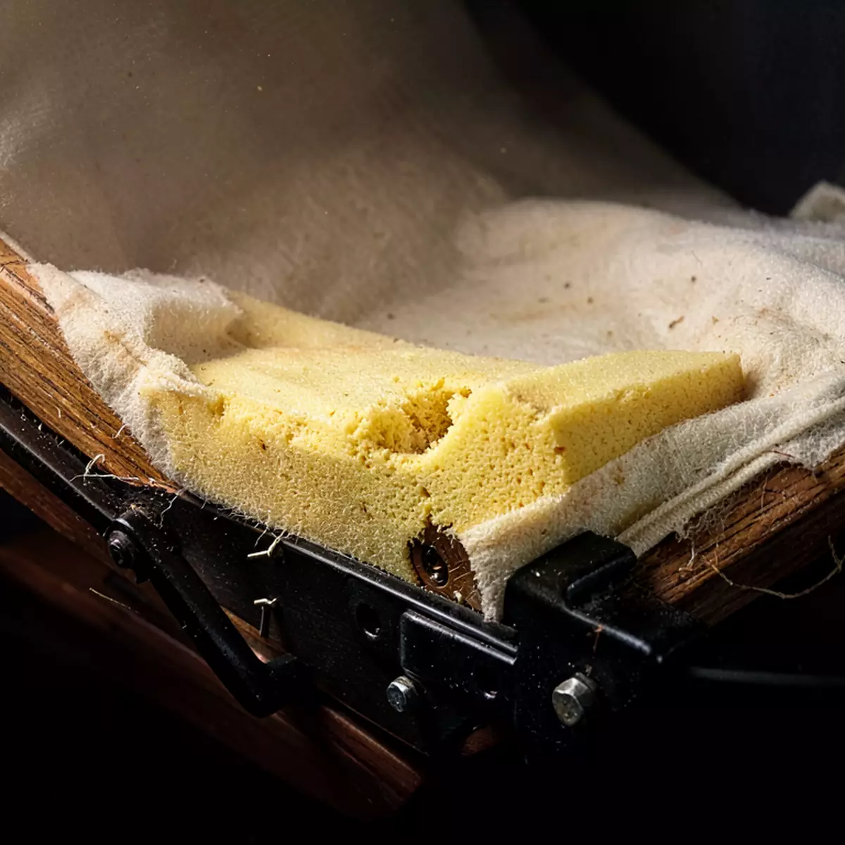 inspecting a recliner frame before reupholstering