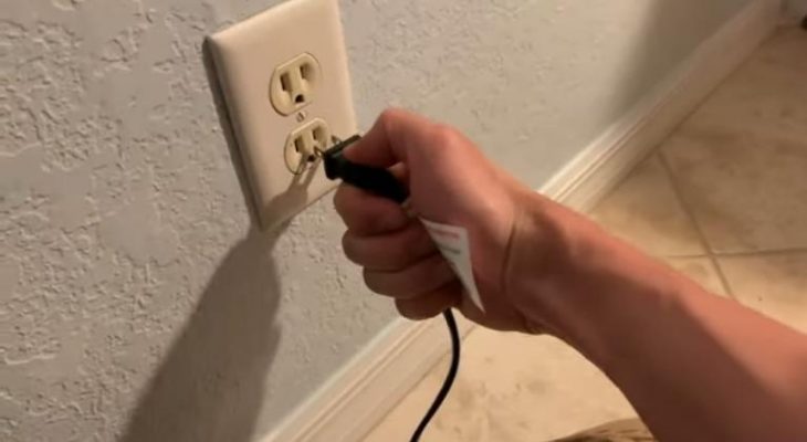 Checking the Power outlet